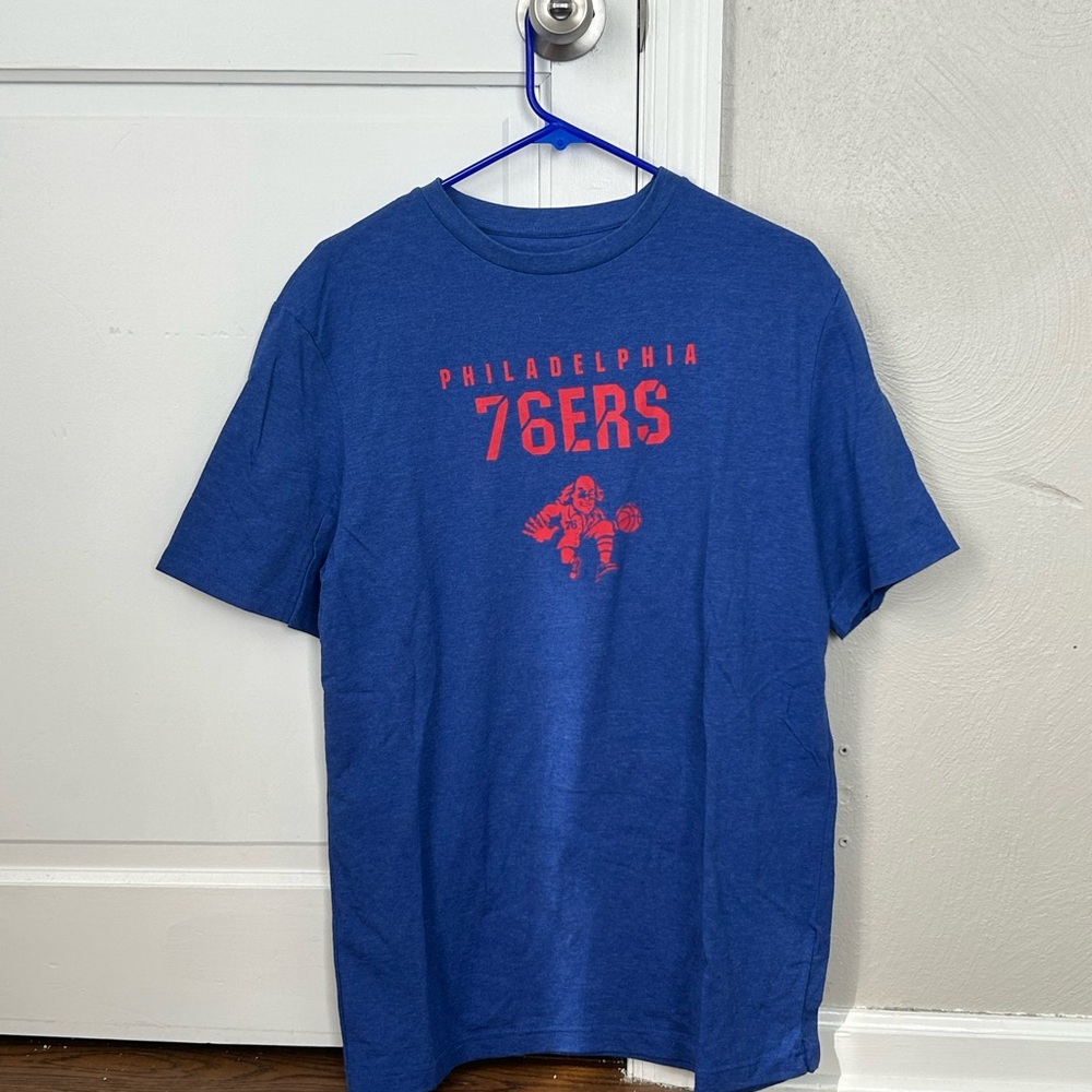 Philadelphia 76ers T Shirt